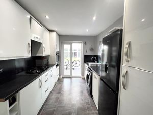 Photo 11- click for photo gallery